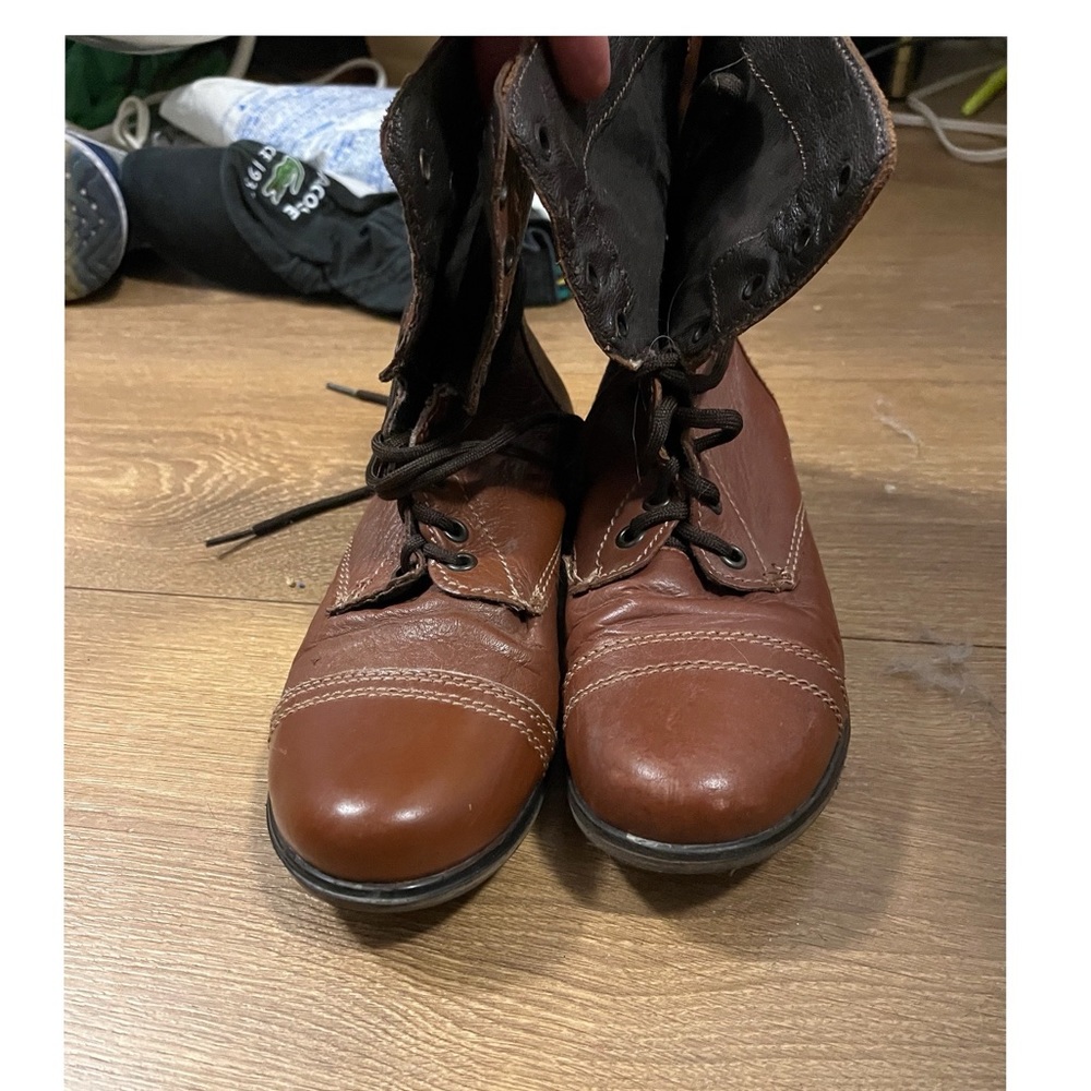 Steve Madden brown boots